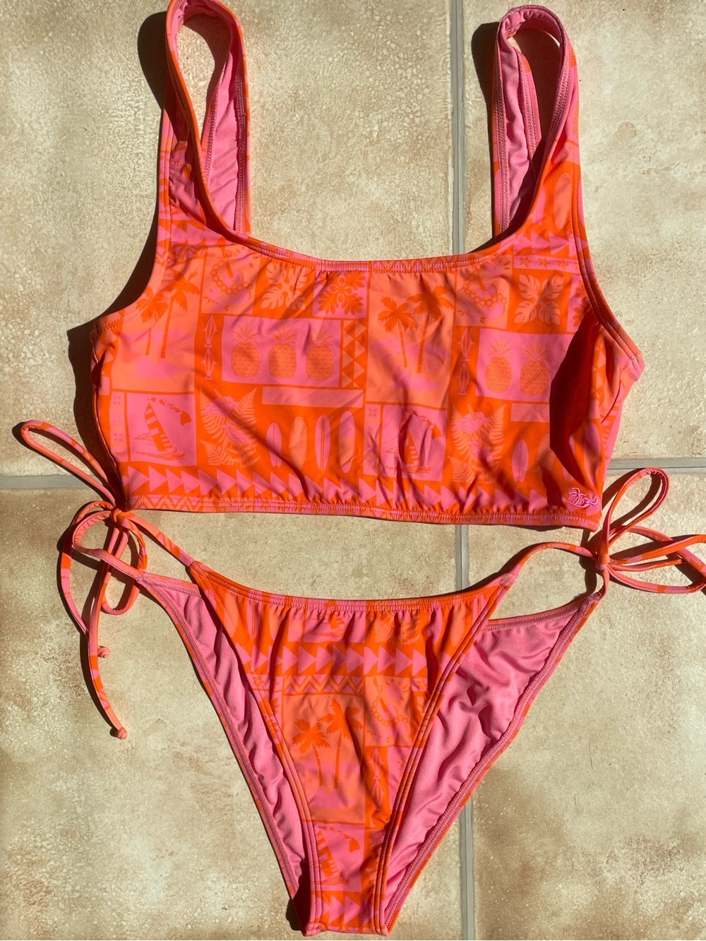 Honolua Surf Co. Pink Orange Graphic Print Pele Lahaina Tie Bottom Bikini; M